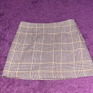 Plaid Mini skirt !